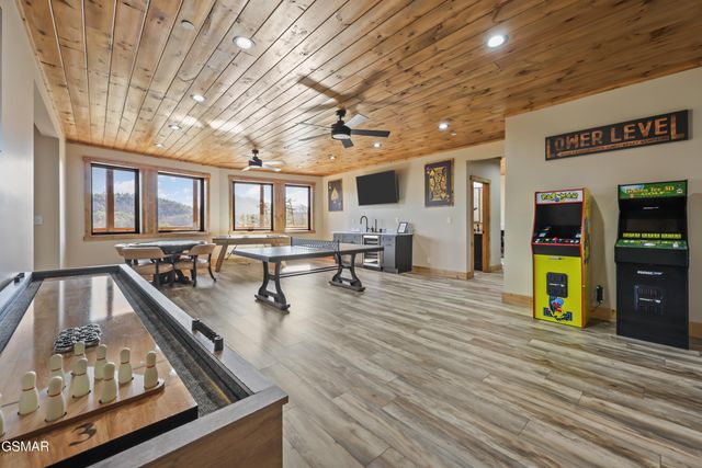 2731 Knights Lane, Sevierville, TN 37862