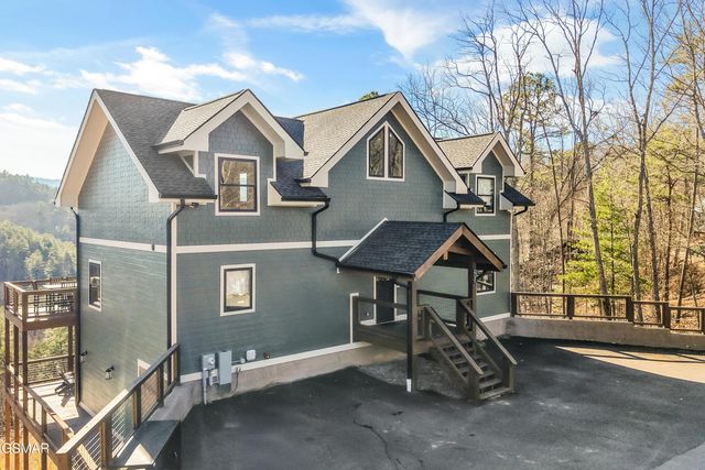 2731 Knights Lane, Sevierville, TN 37862