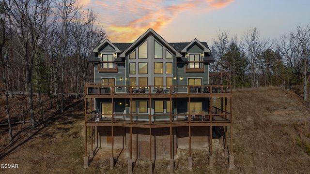 2731 Knights Lane, Sevierville, TN 37862