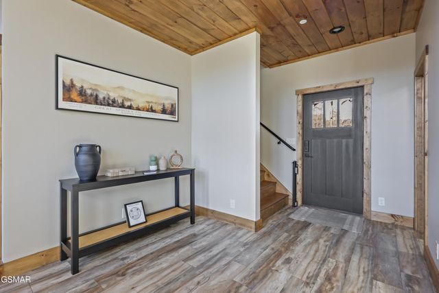 2731 Knights Lane, Sevierville, TN 37862