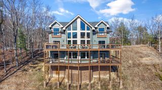 2731 Knights Lane, Sevierville, TN 37862