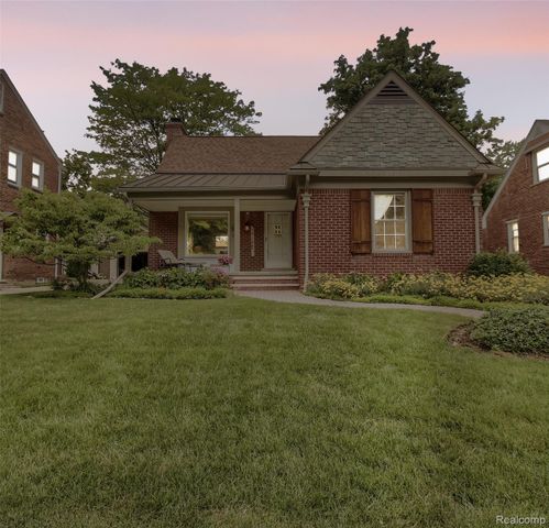 1910 Bonnie View Drive Drive, Royal Oak, MI 48073
