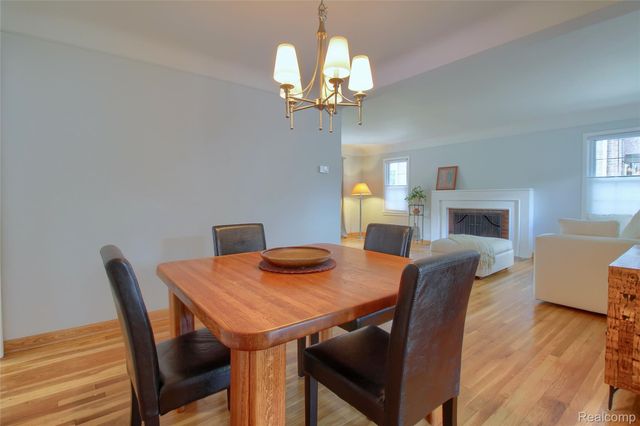 1910 Bonnie View Drive Drive, Royal Oak, MI 48073