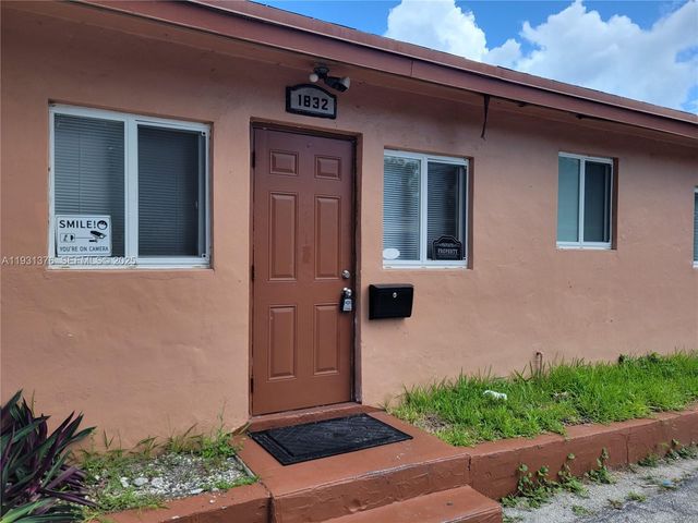 1830 Monroe St 1832, Hollywood, FL 33020