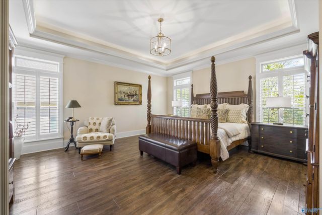 21 Ridge Bluff Circle SE, Huntsville, AL 35803