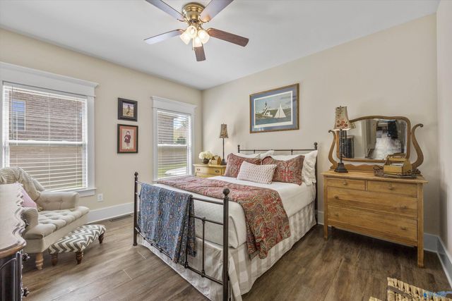 21 Ridge Bluff Circle SE, Huntsville, AL 35803