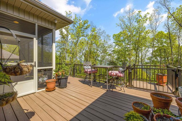 21 Ridge Bluff Circle SE, Huntsville, AL 35803