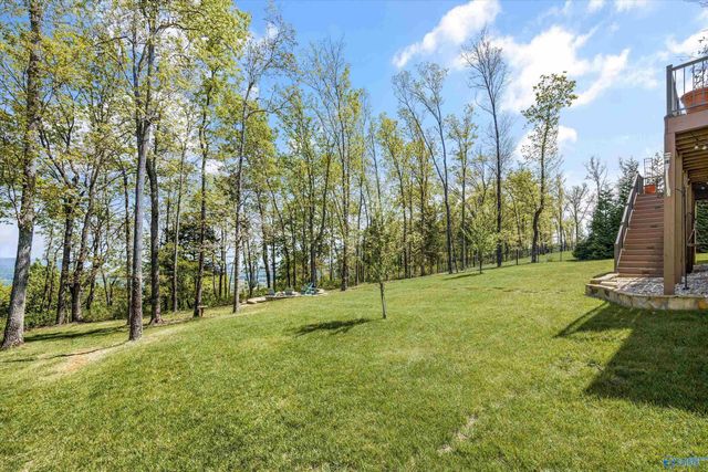 21 Ridge Bluff Circle SE, Huntsville, AL 35803