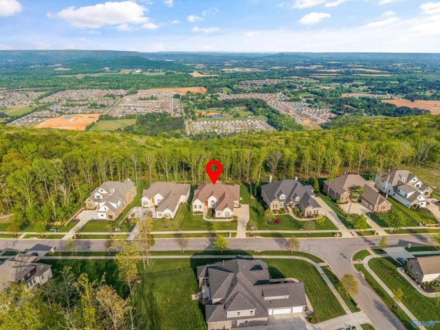 21 Ridge Bluff Circle SE, Huntsville, AL 35803