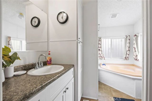 10701 Cedar 112, Bloomington, CA 92316