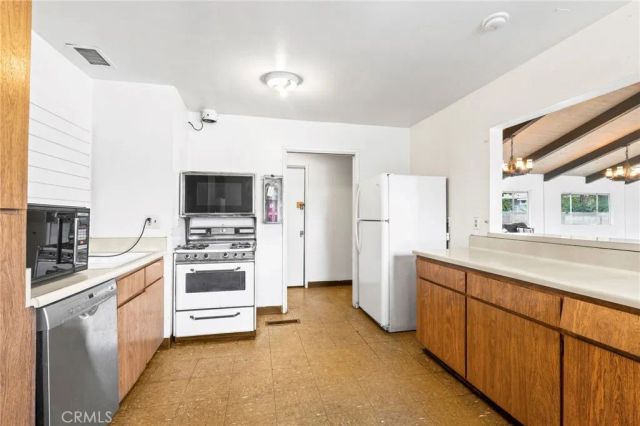 10701 Cedar 112, Bloomington, CA 92316