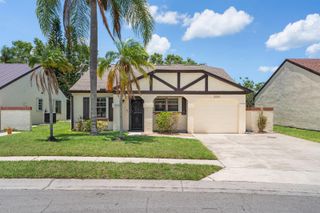 2225 SE Barrington Street, Port Saint Lucie, FL 34952