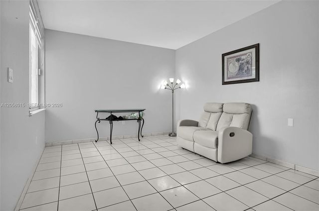 9177 Fontainebleau Boulevard 3, Miami, FL 33172