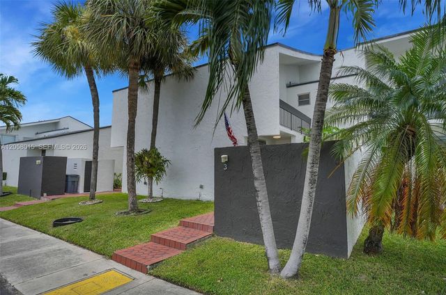 9177 Fontainebleau Boulevard 3, Miami, FL 33172