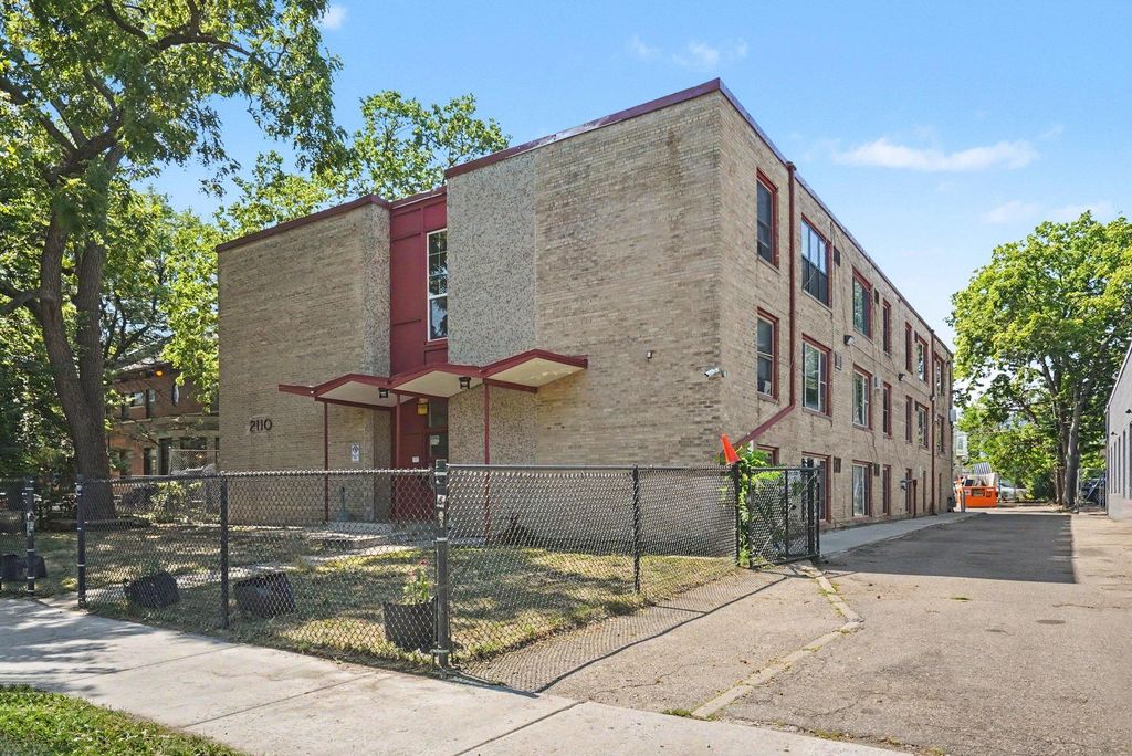 2110 Park Avenue, Minneapolis, MN 55404 — exterior