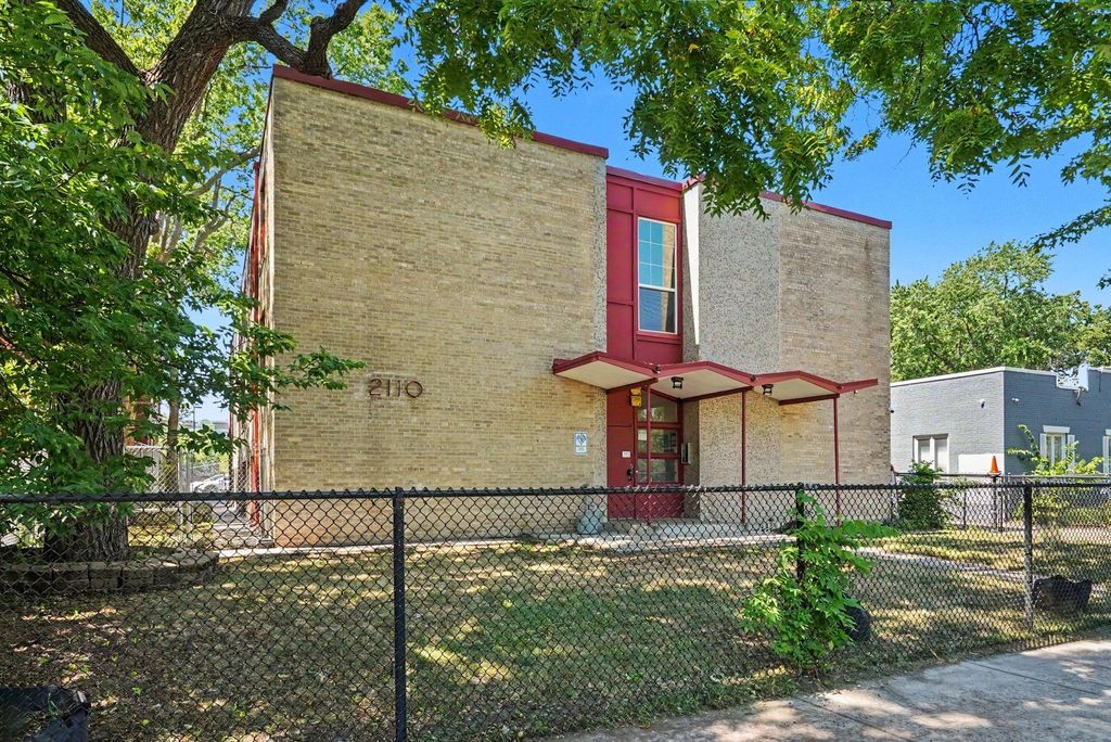 2110 Park Avenue, Minneapolis, MN 55404 — photo 2