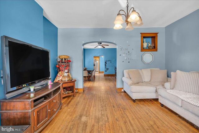 6708 GLENLOCH ST, Philadelphia, PA 19135
