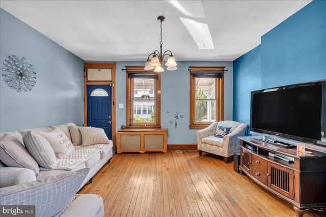 6708 GLENLOCH ST, Philadelphia, PA 19135