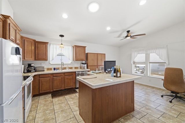 841 Montecito Drive, Pahrump, NV 89048
