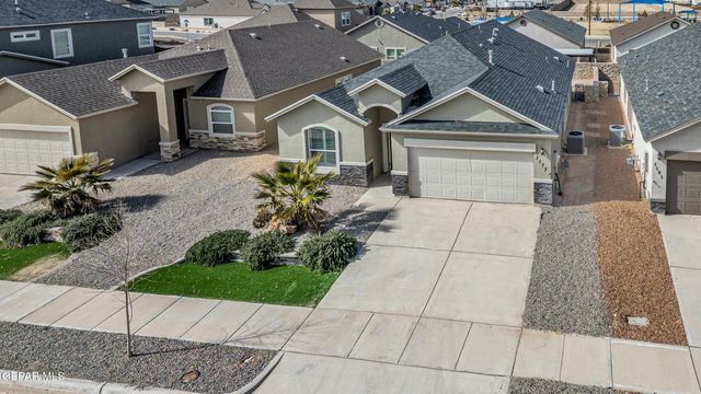 1177 Night Sky Street, El Paso, TX 79928