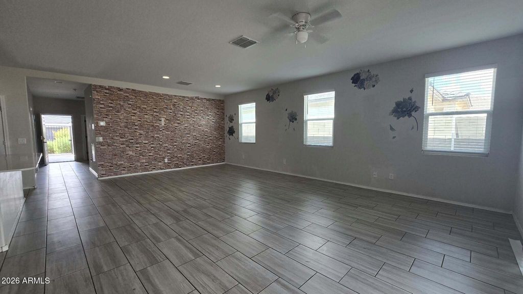 10340 W CHIPMAN Road, Tolleson, AZ 85353 — photo 3