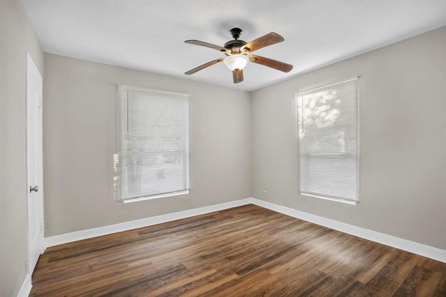 38 Vaughn Drive, Denison, TX 75020