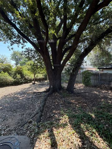 1008 Keith Drive, Hurst, TX 76053