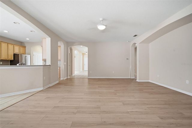 1520 RHODESWELL LANE, Dover, FL 33527
