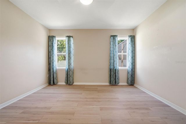 1520 RHODESWELL LANE, Dover, FL 33527