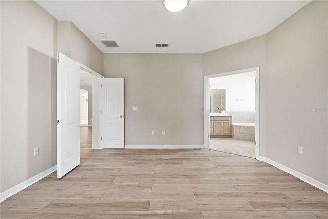 1520 RHODESWELL LANE, Dover, FL 33527