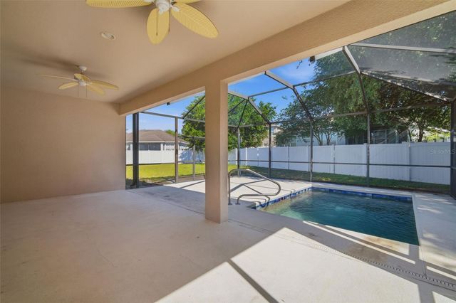 1520 RHODESWELL LANE, Dover, FL 33527