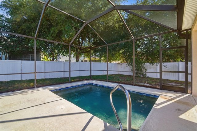 1520 RHODESWELL LANE, Dover, FL 33527