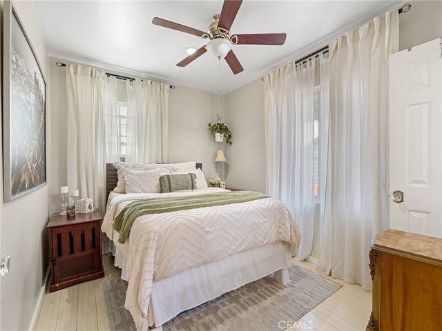 4037 E 7th Street, Long Beach, CA 90804