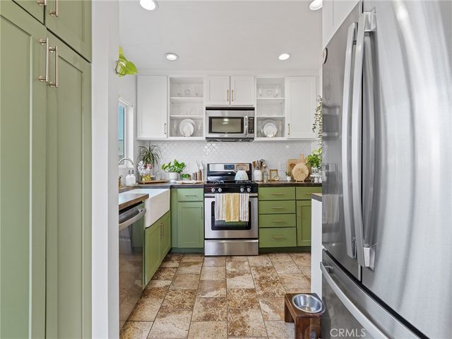 4037 E 7th Street, Long Beach, CA 90804