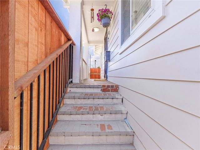 4037 E 7th Street, Long Beach, CA 90804