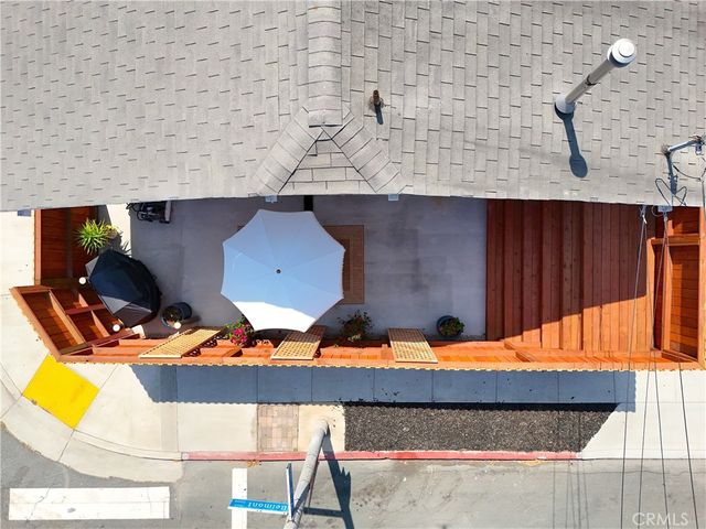 4037 E 7th Street, Long Beach, CA 90804