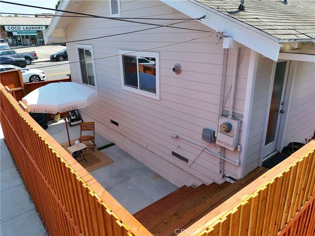 4037 E 7th Street, Long Beach, CA 90804