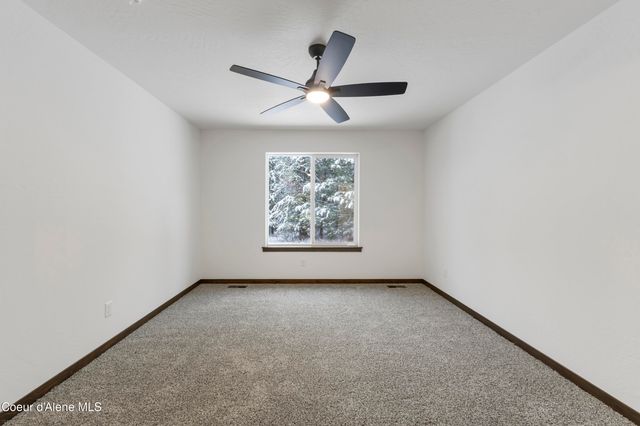 910 E Valley St S, Oldtown, ID 83822