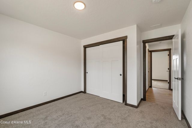 910 E Valley St S, Oldtown, ID 83822