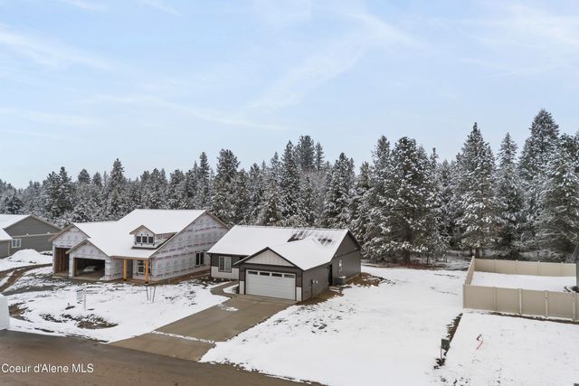 910 E Valley St S, Oldtown, ID 83822