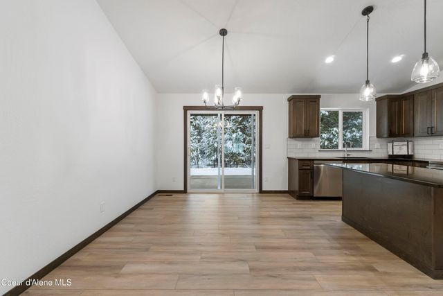 910 E Valley St S, Oldtown, ID 83822