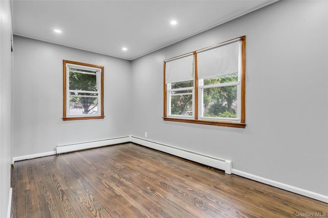 26 Woodland Street, Ronkonkoma, NY 11779