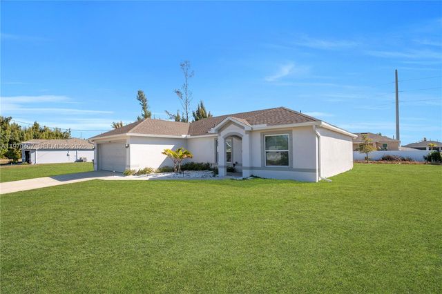 1105 NW 24th Pl, Cape Coral, FL 33993