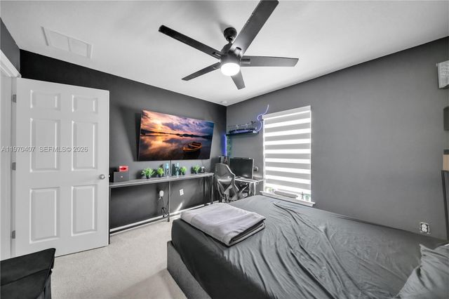 1105 NW 24th Pl, Cape Coral, FL 33993