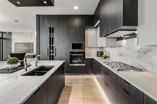 1409 Post Oak Boulevard 2301, Houston, TX 77056