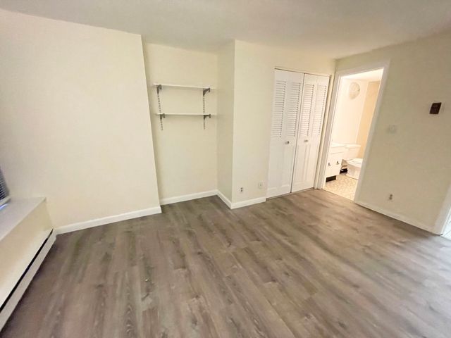 11 Grove 1, Boston, MA 02114