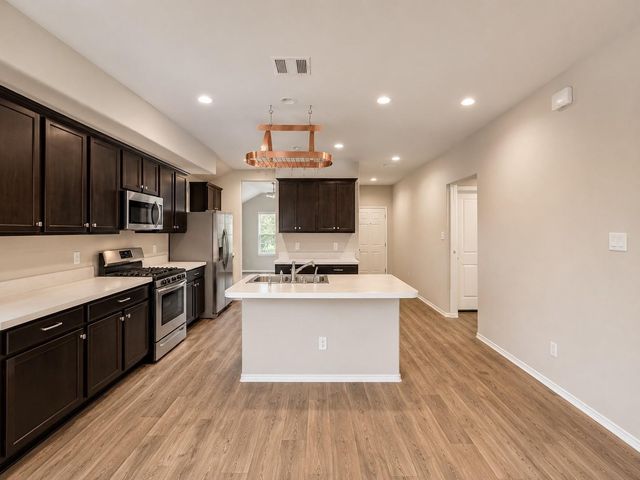 3942 Hybrid Court, Baytown, TX 77521