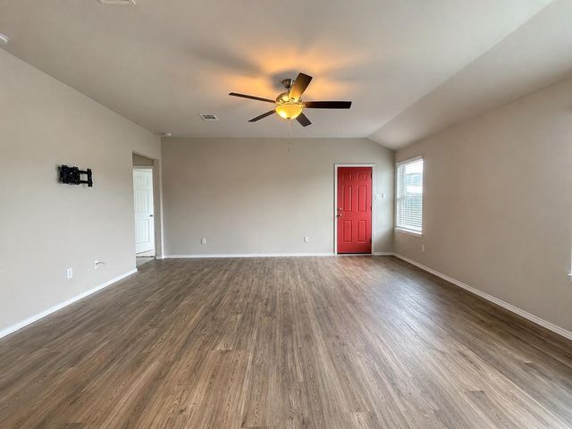 3942 Hybrid Court, Baytown, TX 77521