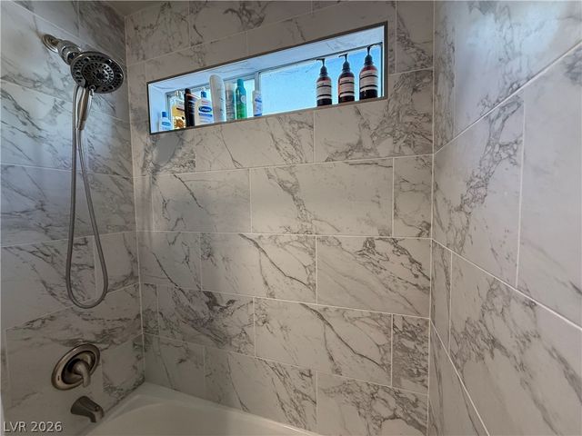 3301 Beach Port Drive, Las Vegas, NV 89117