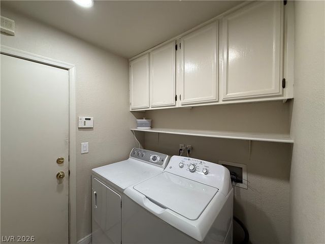 3301 Beach Port Drive, Las Vegas, NV 89117